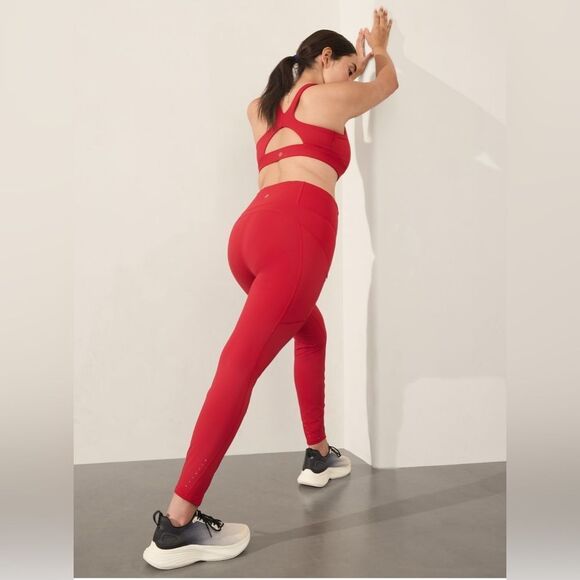 NWT Athleta Rainier Tight. Clover Berry. 1X - Picture 2 of 7